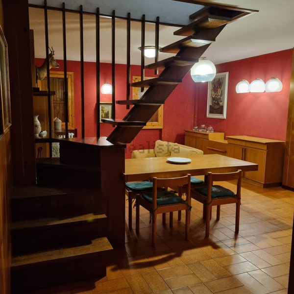 appartamento in vendita a Ventasso in zona Cerreto Laghi