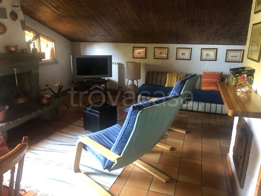 appartamento in vendita a Ventasso in zona Cerreto Laghi
