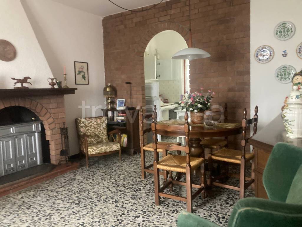 casa indipendente in vendita a Ventasso in zona Miscoso