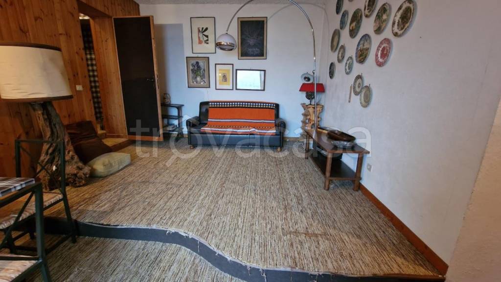 appartamento in vendita a Ventasso in zona Cerreto Laghi