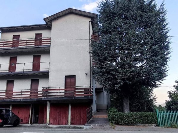 appartamento in vendita a Ventasso in zona Ramiseto