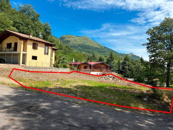 terreno edificabile in vendita a Ventasso