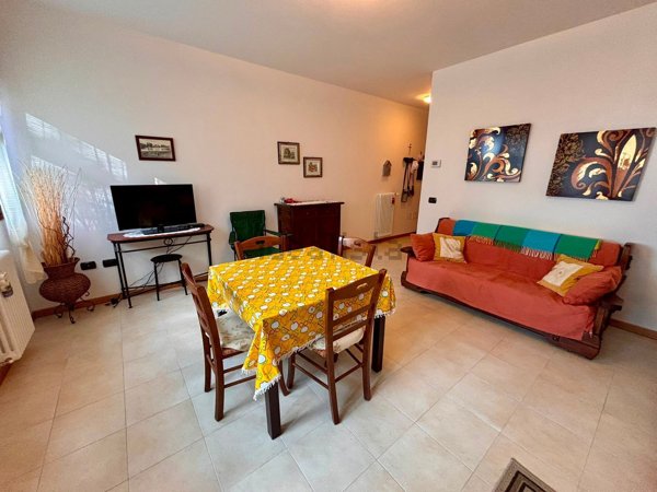 appartamento in vendita a Ventasso in zona Cerreto Laghi