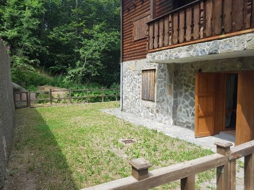 appartamento in vendita a Ventasso in zona Cerreto Laghi