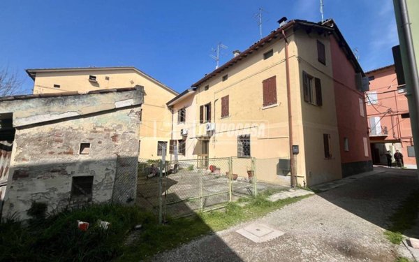 casa indipendente in vendita a Bastiglia