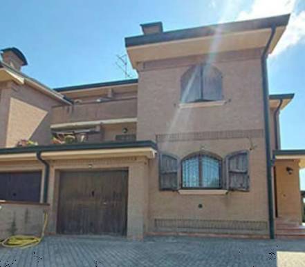 casa indipendente in vendita a Bastiglia