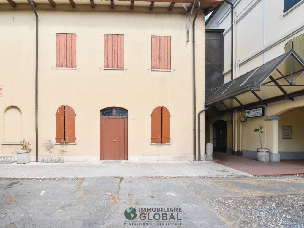 casa indipendente in vendita a Bastiglia