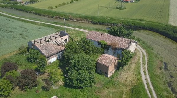 casa indipendente in vendita a Bastiglia
