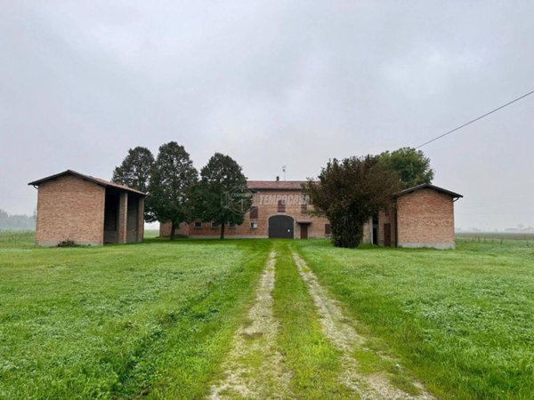 casa indipendente in vendita a Bomporto in zona Sorbara
