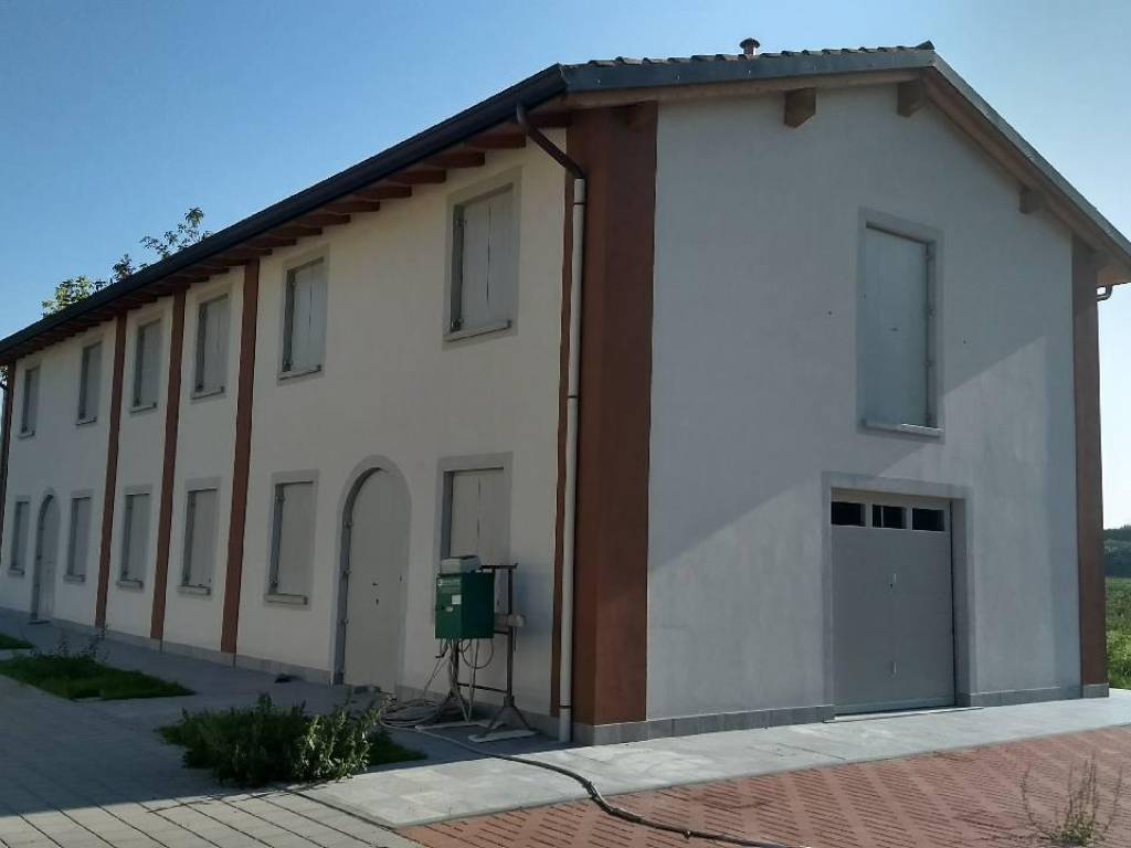 casa indipendente in vendita a Bomporto