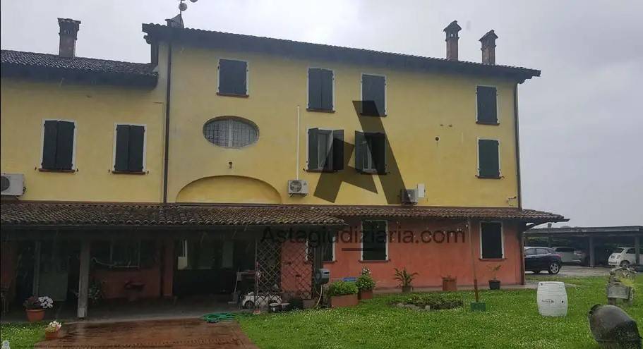 casa indipendente in vendita a Bomporto