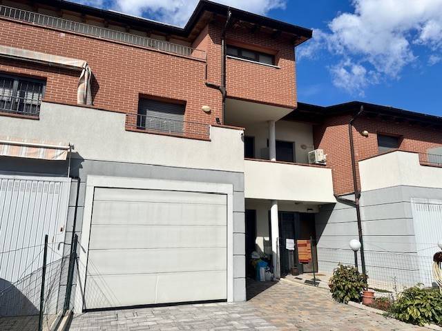 casa indipendente in vendita a Bomporto
