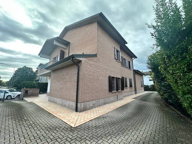 casa indipendente in vendita a Bomporto