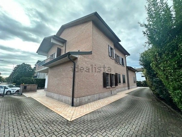 casa indipendente in vendita a Bomporto