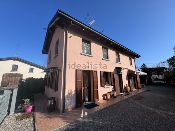casa indipendente in vendita a Bomporto