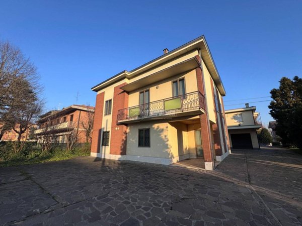 casa indipendente in vendita a Bomporto in zona Sorbara