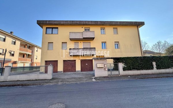 appartamento in vendita a Bomporto in zona Solara