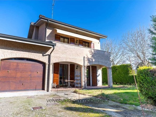 casa indipendente in vendita a Bomporto in zona Sorbara