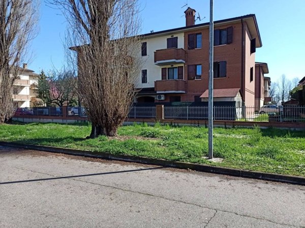 appartamento in vendita a Bomporto in zona Sorbara