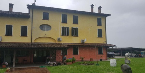 casa indipendente in vendita a Bomporto