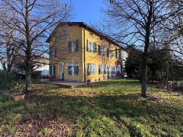 casa indipendente in vendita a Bomporto