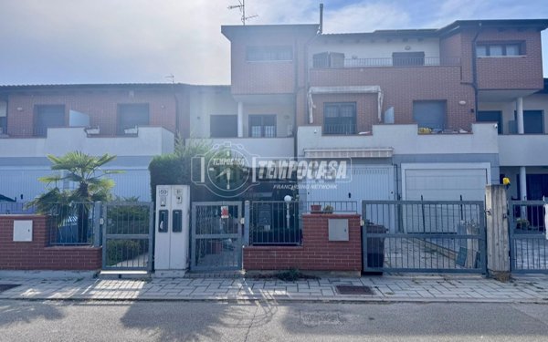 casa indipendente in vendita a Bomporto