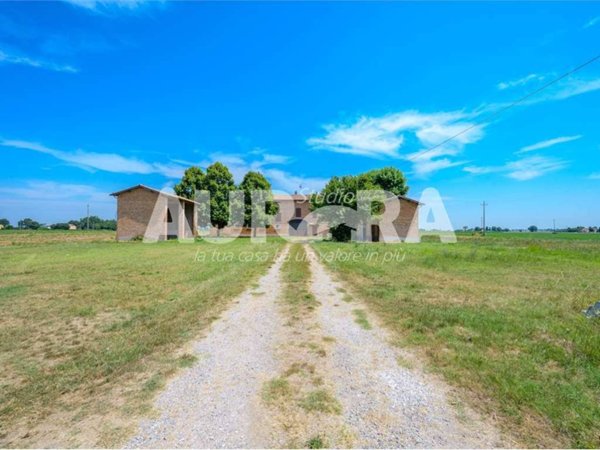casa indipendente in vendita a Bomporto