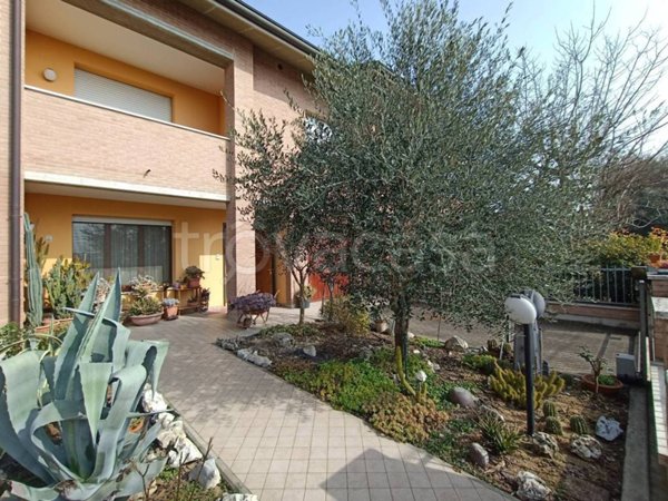 casa indipendente in vendita a Bomporto in zona Sorbara
