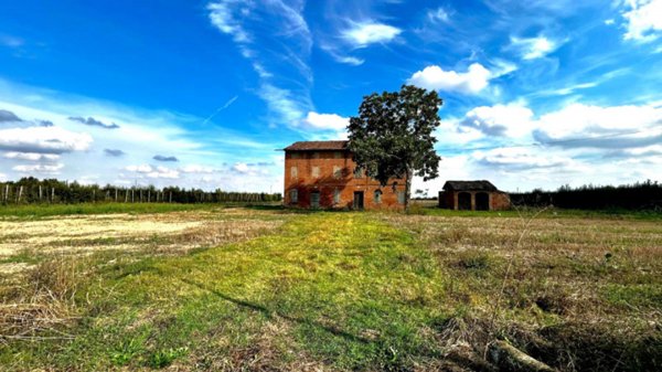 casa indipendente in vendita a Bomporto in zona Sorbara