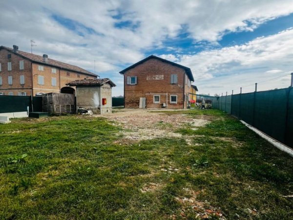 casa indipendente in vendita a Bomporto