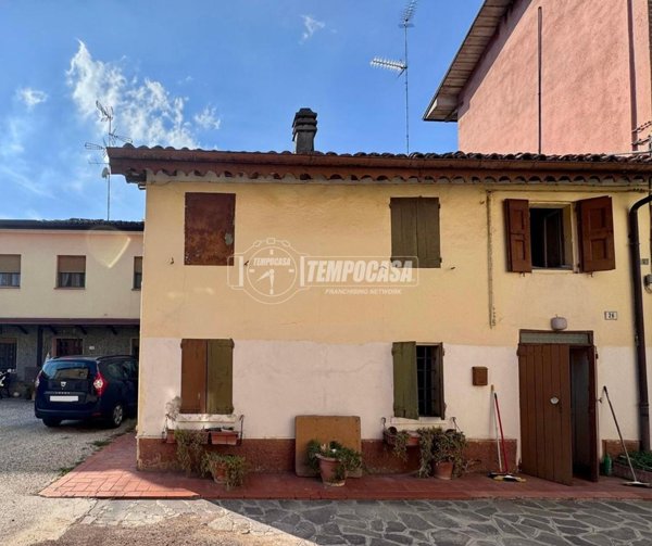casa indipendente in vendita a Bomporto in zona Sorbara