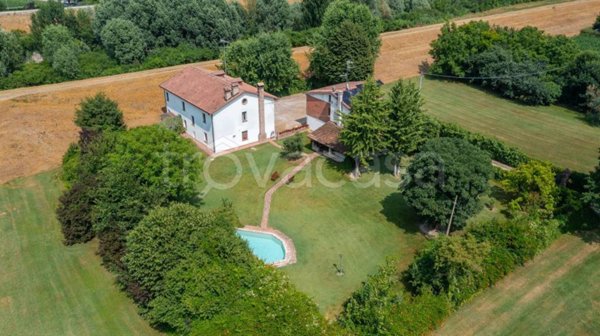 casa indipendente in vendita a Bomporto