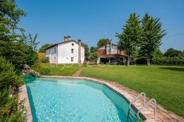 casa indipendente in vendita a Bomporto