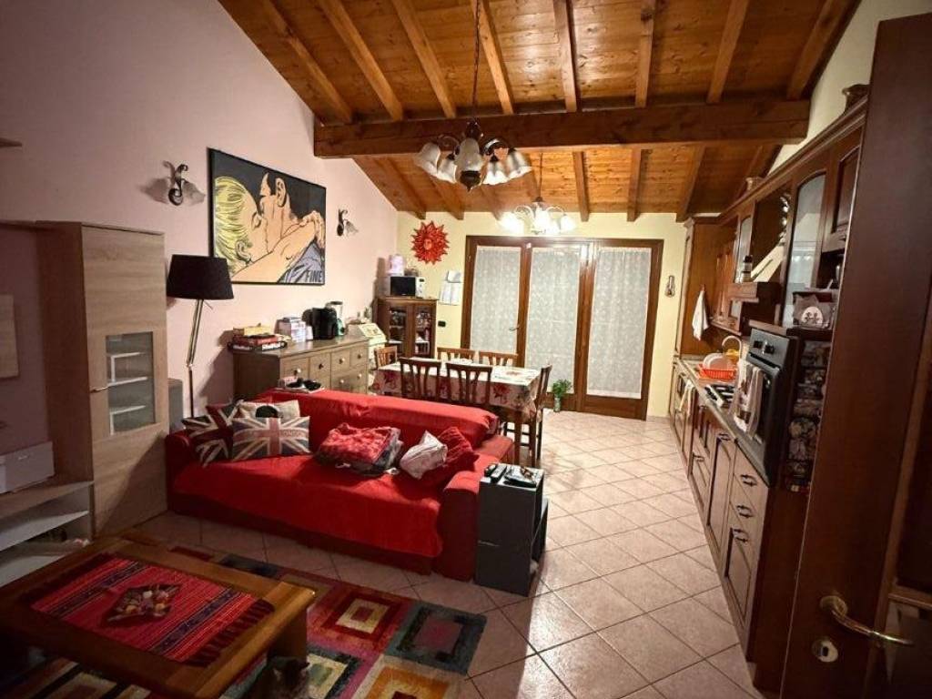 casa indipendente in vendita a Bomporto in zona Sorbara