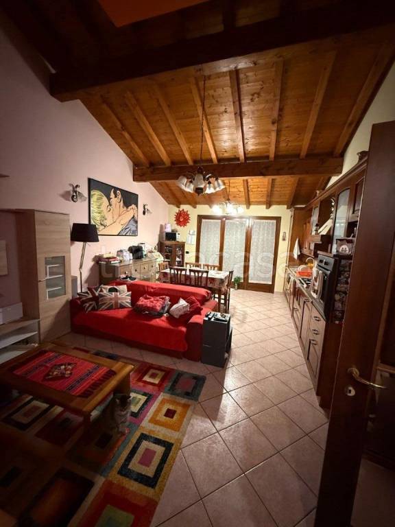 casa indipendente in vendita a Bomporto in zona Sorbara