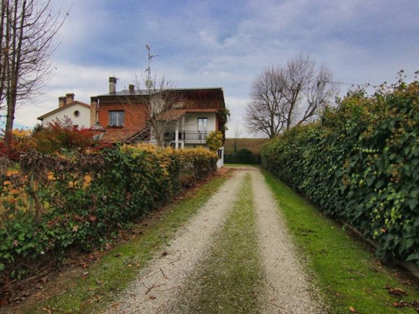 casa indipendente in vendita a Bomporto