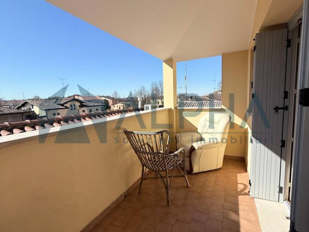 appartamento in vendita a Bomporto in zona Solara