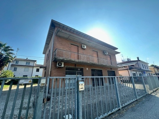 casa indipendente in vendita a Bomporto in zona Sorbara