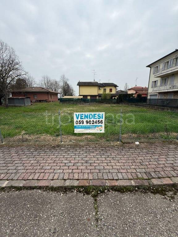 terreno edificabile in vendita a Bomporto in zona Sorbara