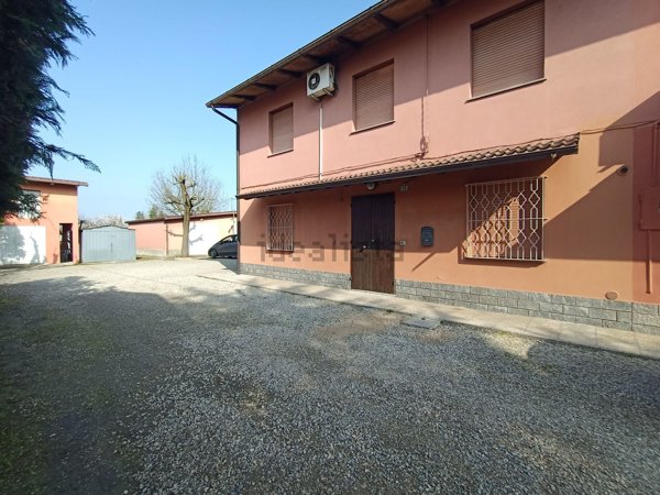 casa semindipendente in vendita a Bomporto in zona Sorbara
