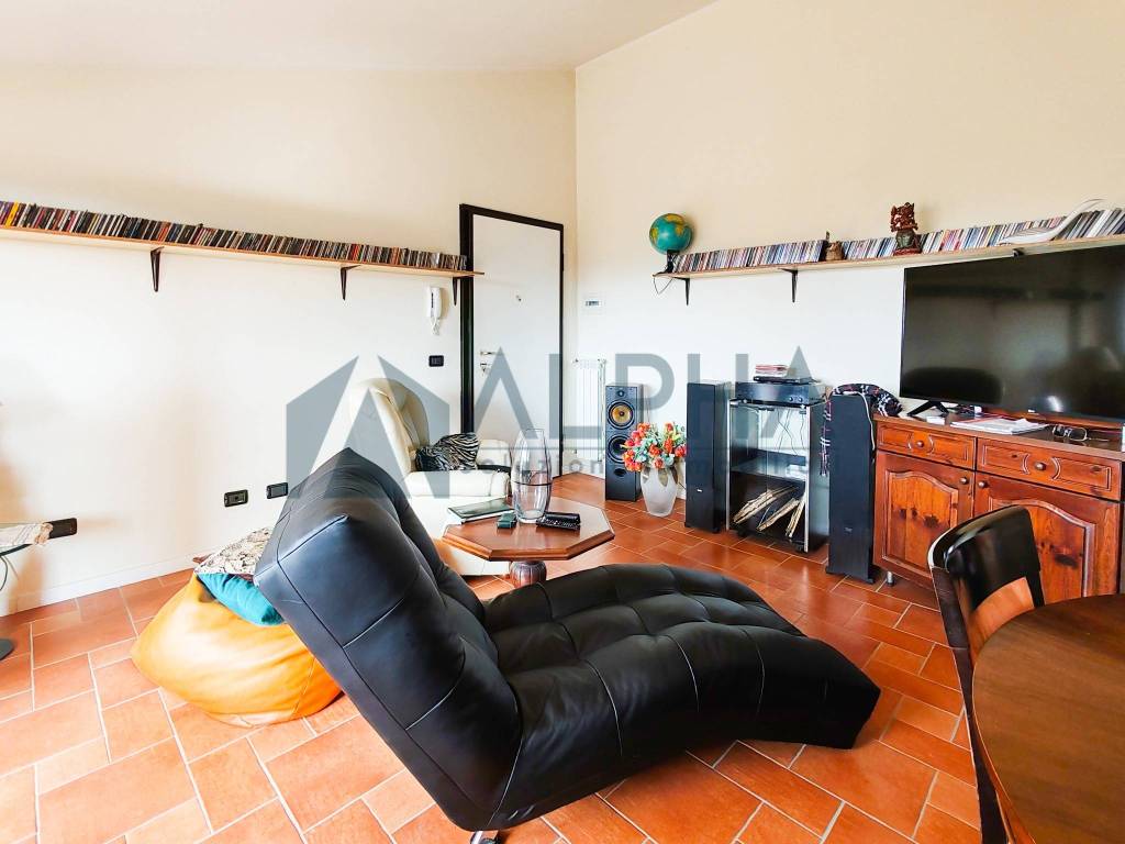 appartamento in vendita a Bomporto in zona Solara