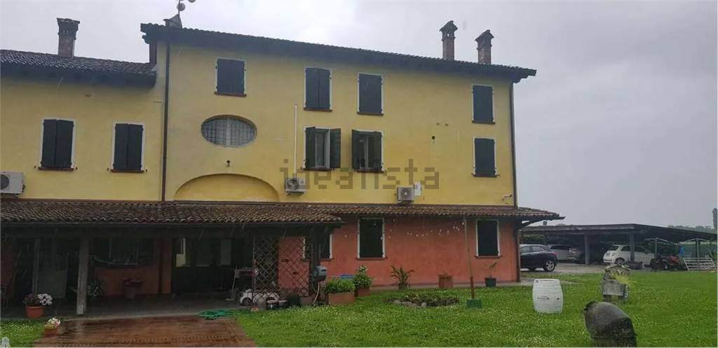 casa indipendente in vendita a Bomporto