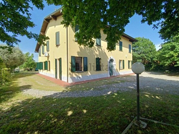 appartamento in vendita a Bomporto in zona Solara