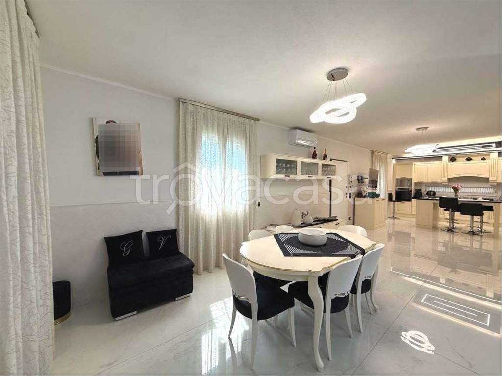 casa indipendente in vendita a Bomporto