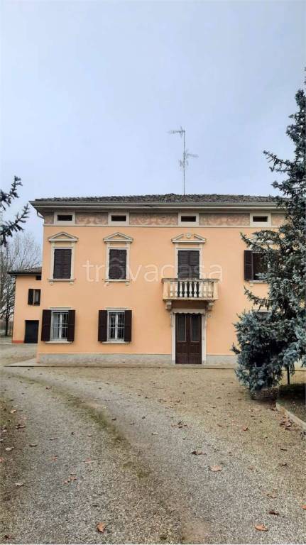 casa indipendente in vendita a Bomporto