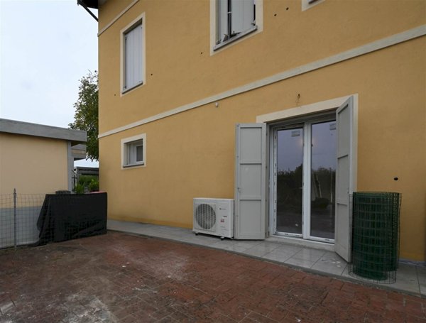 appartamento in vendita a Bomporto in zona Solara