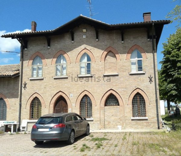 casa indipendente in vendita a Bomporto in zona Solara
