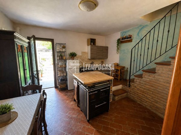 appartamento in vendita a Bomporto in zona Solara