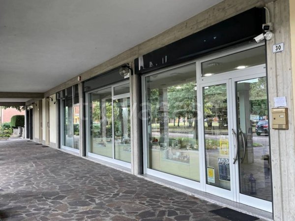 negozio in vendita a Bomporto in zona Sorbara