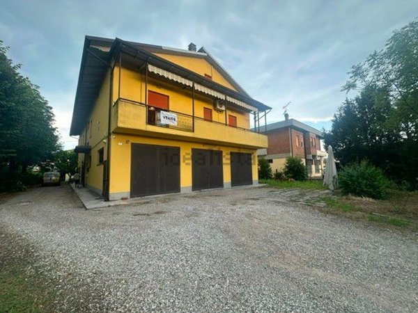 casa indipendente in vendita a Bomporto in zona Solara